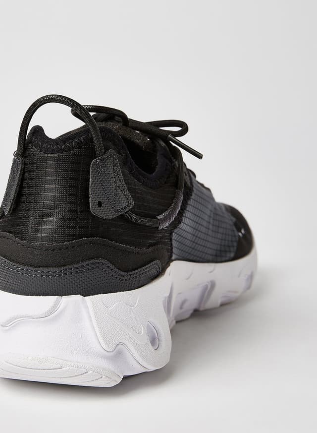 React Live Sneakers Black/White-Dk Smoke Grey